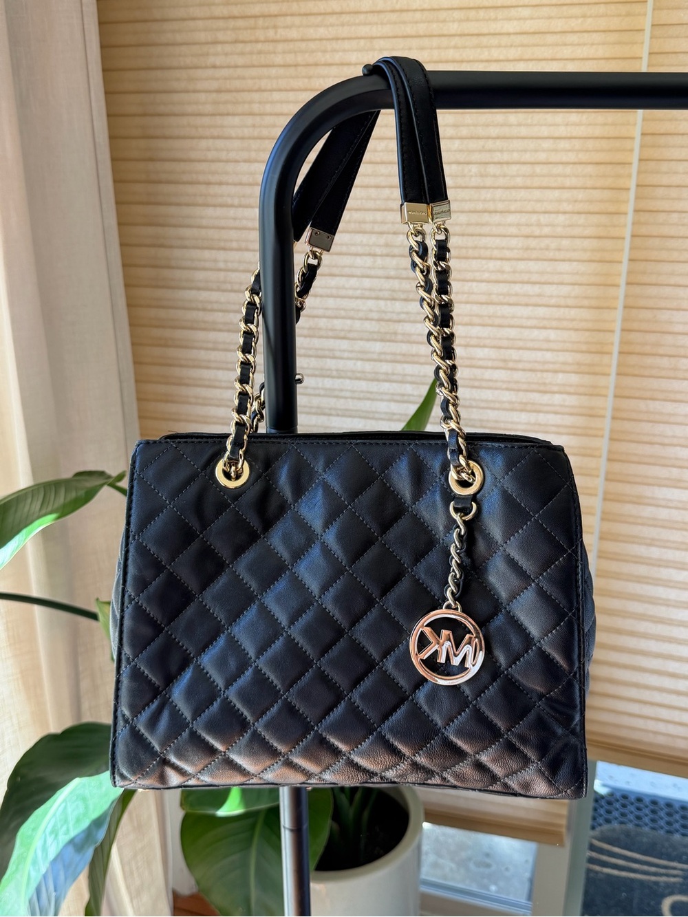 Michael Kors Susannah genuine quilted-leather tote shoulder bag gold chain